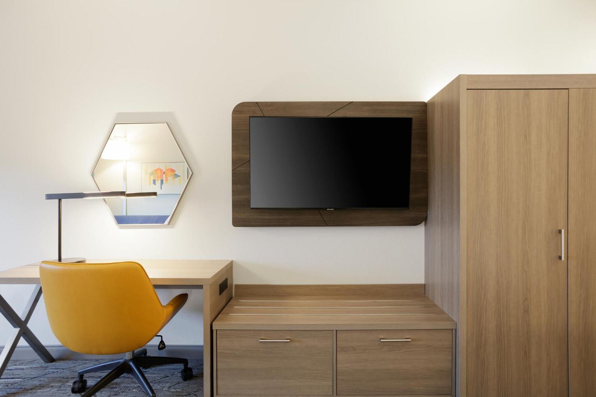 Holiday Inn Express Layton - I-15 By Ihg Экстерьер фото