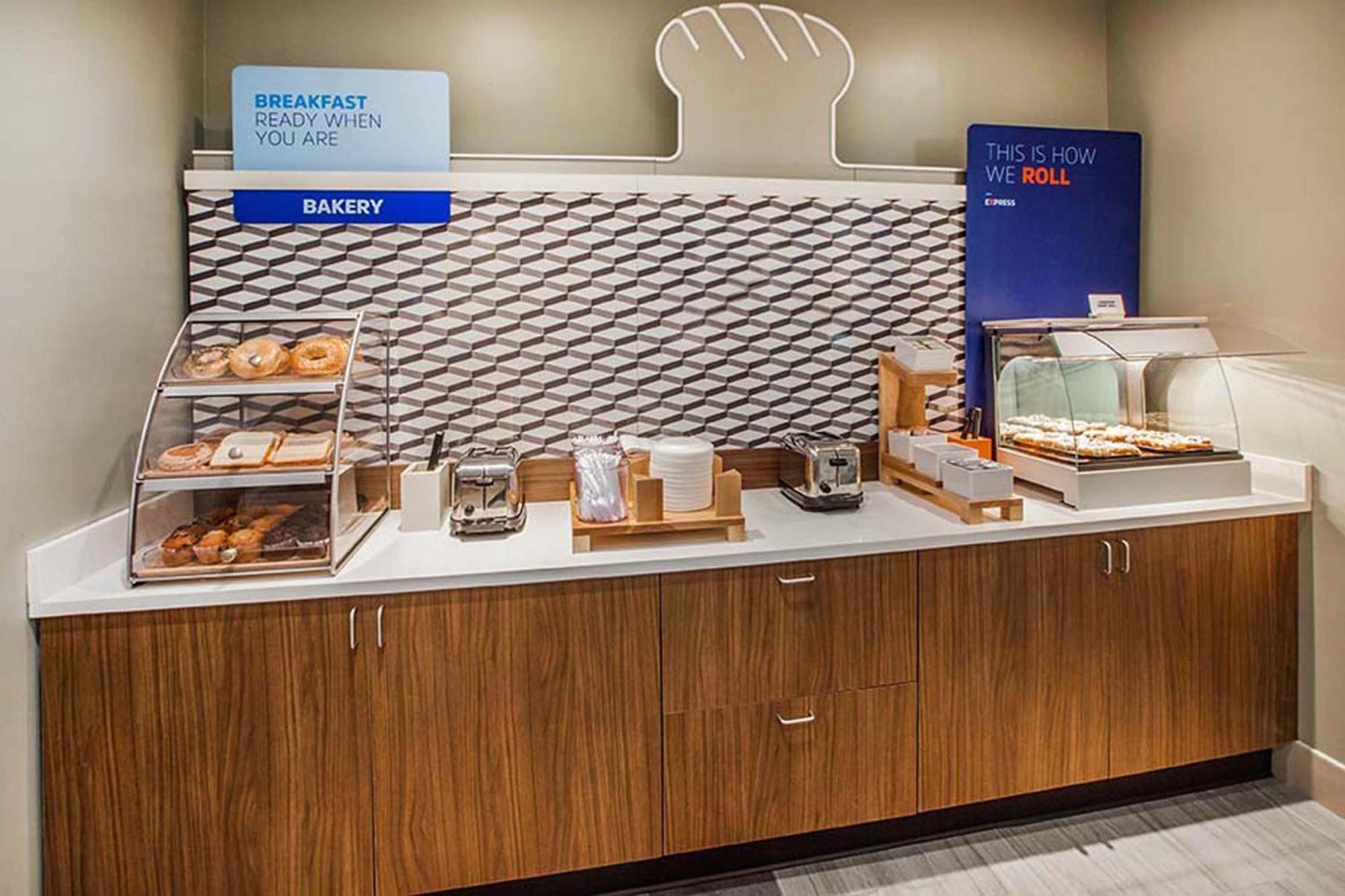 Holiday Inn Express Layton - I-15 By Ihg Экстерьер фото
